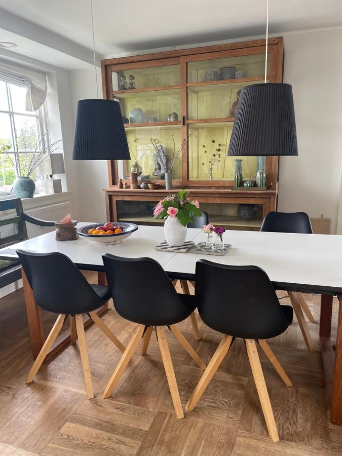 Cool Familyhome Close To The Beach W Two Cuddly Cats Espergaerde Exterior photo